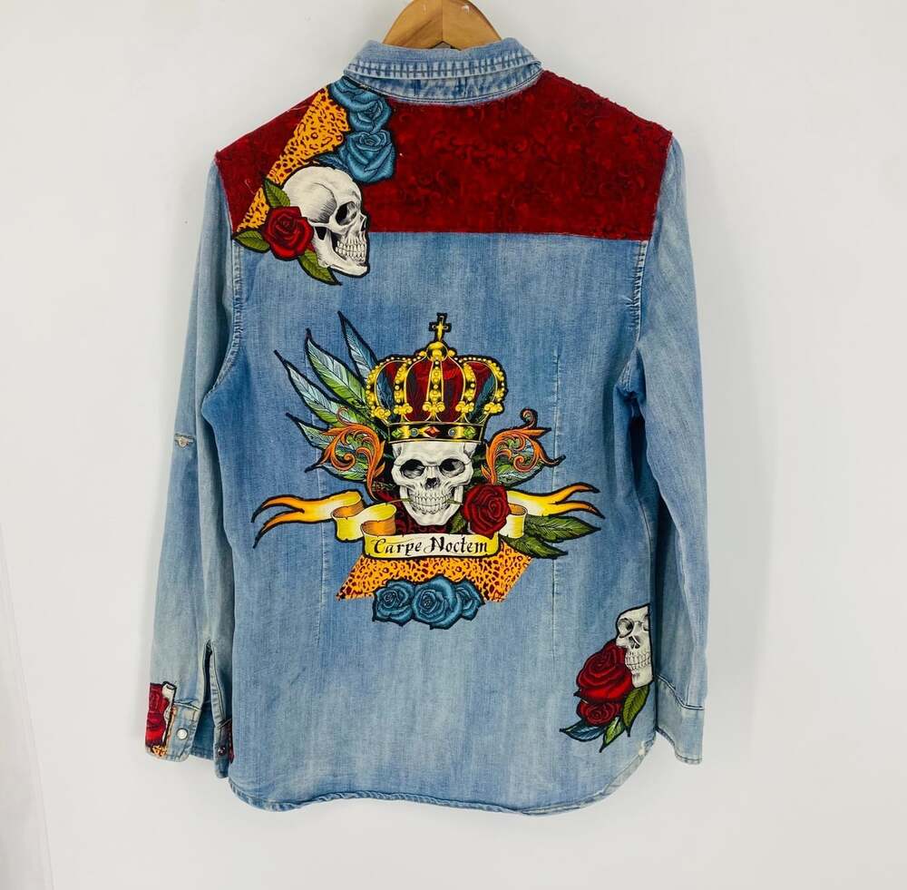 Turquoise Haven Skull Embellished Chambray Denim Shirt Pearl Snap M Western